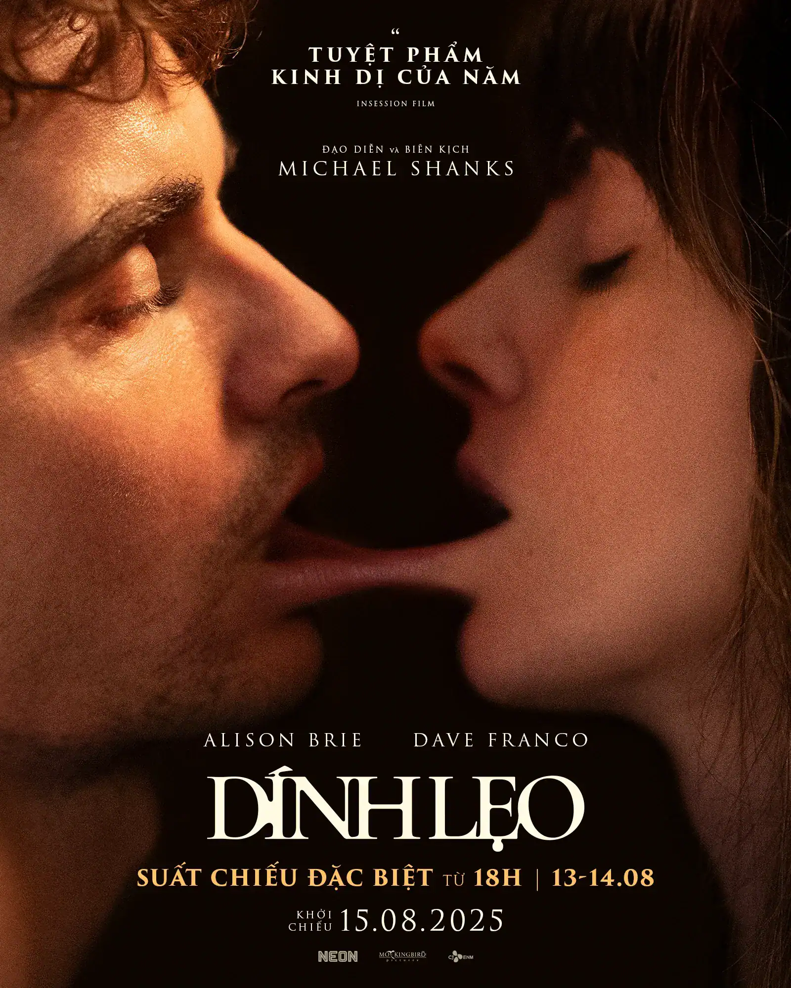 Poster phim Together (Dính Lẹo) với hình ảnh cặp đôi Tim và Millie, gợi lên sự gắn kết kỳ lạ của lời nguyền